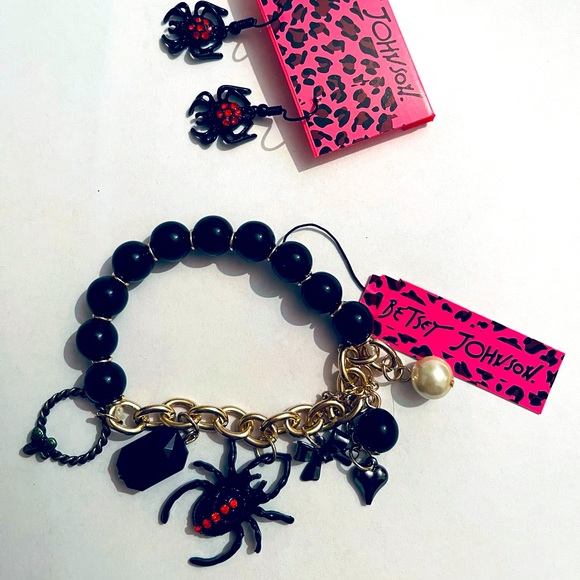 Betsey Johnson Other - Betsy Johnson spider bracelet and earrings